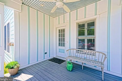 314 Chestnut St, Lewes, DE 19958-1302