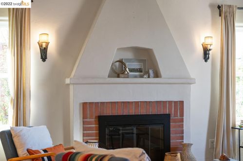 1912 Fairview St, Berkeley CA 94703-2429 exterior