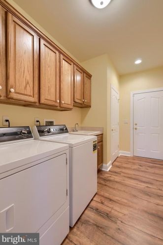 107 Kilgannon Ln, Lancaster PA 17603-9050 exterior