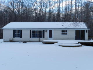 2910 Mitchell Dr, Cheboygan, MI 49721-9703