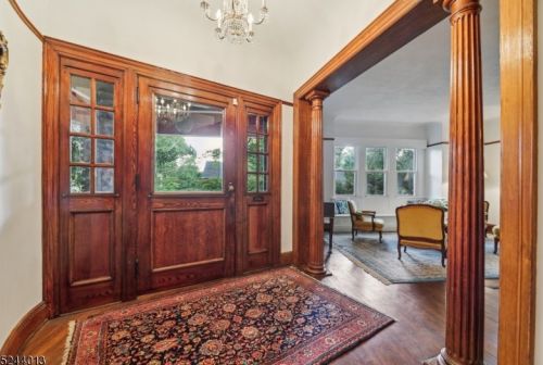 117 Maplewood Ave, Maplewood NJ 07040-1233 exterior