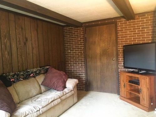 1417 Dagmar Ave, Pittsburgh PA 15216-3715 exterior