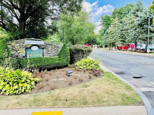 117 Revere St, Canton MA  02021-2979 exterior