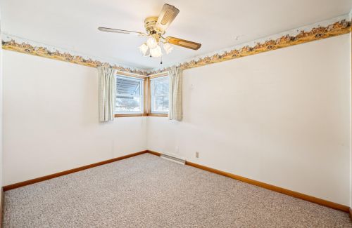 8236 Grantosa Dr, Milwaukee WI 53218-3628 exterior