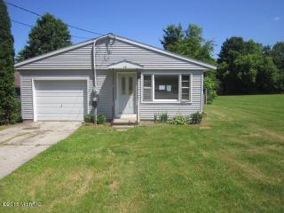 60 Bevier St, Shelby, MI 49455-1210