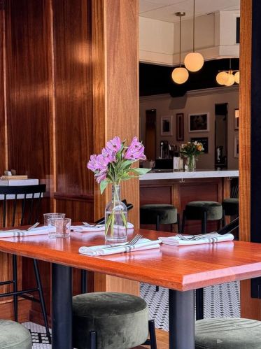 1610 Madison St, Madison WI  53711-2122 exterior