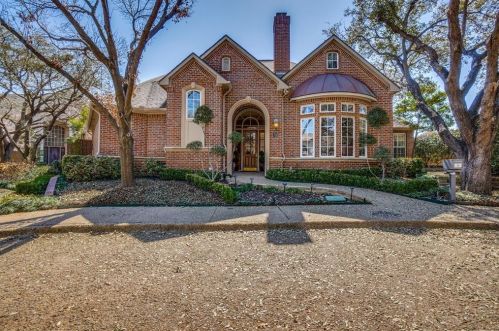 8 Ashmere Ct, Dallas, TX 75225-2066