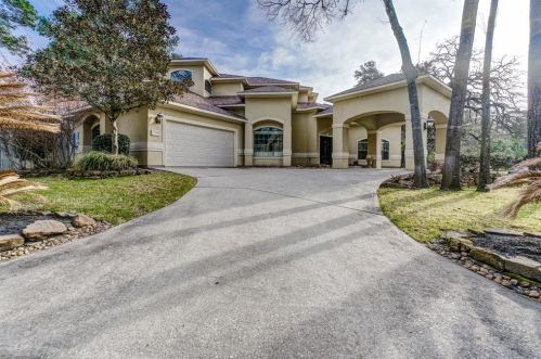 2218 Deer Cove Trl, Humble, TX 77339-2080