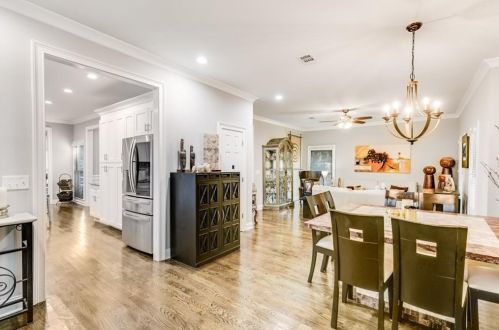 2884 Cravey Dr, Atlanta GA  30345-1420 exterior