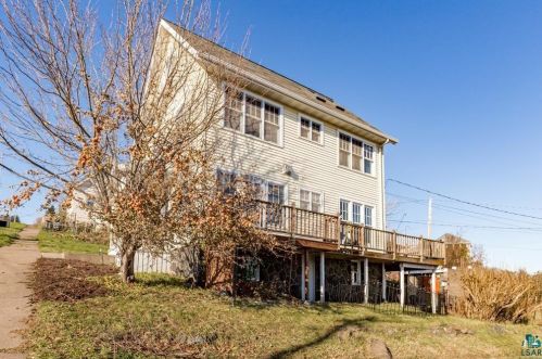 318 8th Ave, Duluth MN 55806-2206 exterior