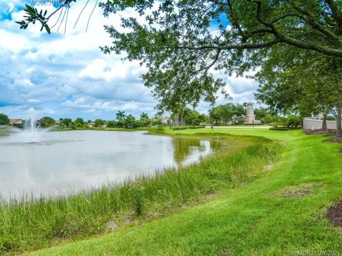 9780 Lindale Trace Blvd, Fort Pierce FL  34987-2411 exterior