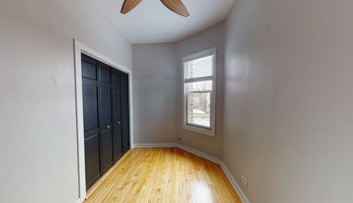 2145 Thomas St, Chicago IL 60622-3515 exterior