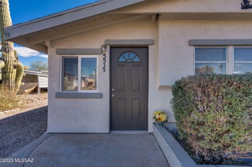 5535 Flying M St, Tucson AZ  85713-6418 exterior