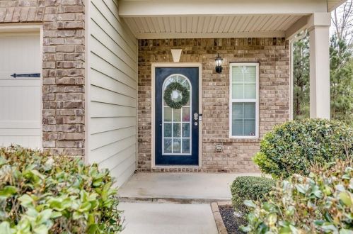 7481 Absinth Dr, Atlanta, GA 30349-8135