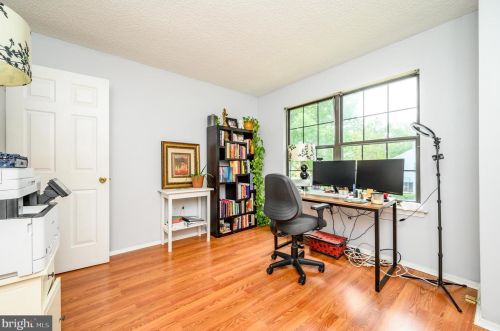 2 Drewes Ct, Trenton NJ 08648-2627 exterior