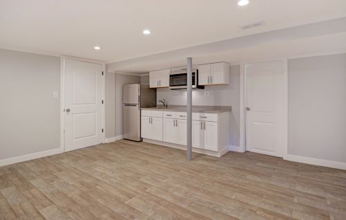 4106 Austin Ave, Chicago IL 60634-1617 exterior