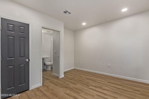 1023 9th St, Tucson AZ  85719-5436 exterior