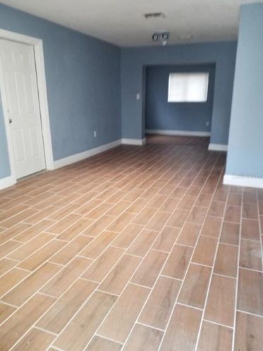 1523 Amaros Ave, Orlando FL 32811-4164 exterior