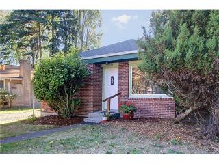 12355 11th Ave, Seattle WA  98166-1802 exterior