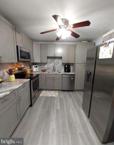 6 Bella Coola Trl, Browns Mills NJ 08015-6633 exterior