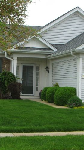 201 Honors Dr, Joliet, IL 60404-9566