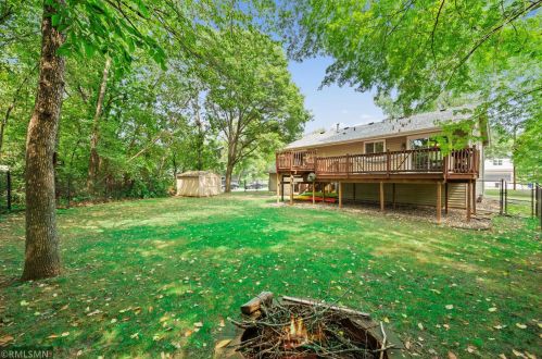 583 Burlington Rd, Saint Paul MN  55119-5322 exterior