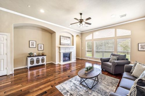 28307 Wild Mustang Ln, Fulshear TX 77441-2064 exterior