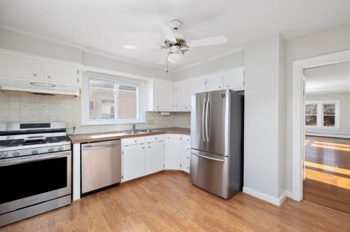 65 Capitol Vw Ave, Providence RI 02911 exterior