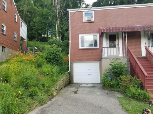 420 Jacobson Dr, Pittsburgh PA  15227-3112 exterior