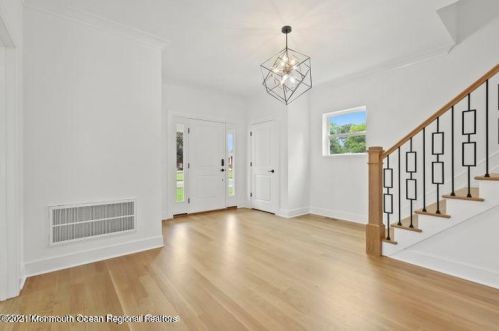 96 Wall St, West Long Branch NJ  07764-1863 exterior