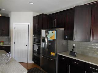 17498 Briar Ridge Ln, Northville MI  48168-6877 exterior