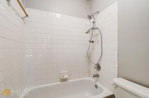 5065 Cascade Overlook, Atlanta GA 30331-7372 exterior