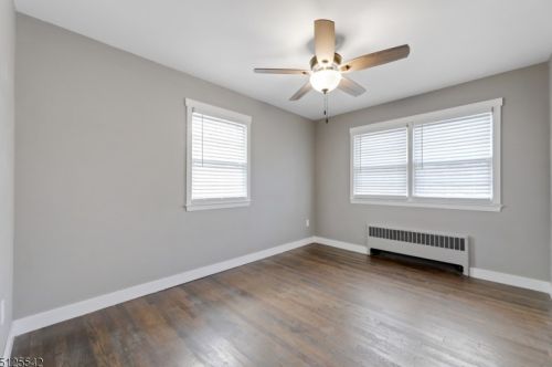 13 Fairview Dr, East Hanover NJ  07936-3506 exterior