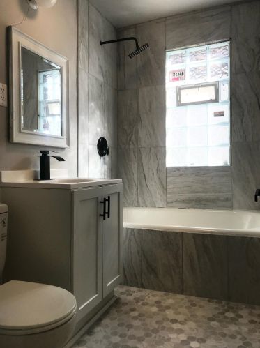 2484 Chambers St, Milwaukee WI  53206-1127 exterior