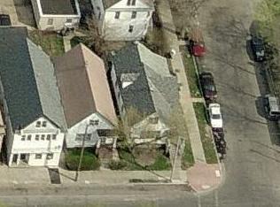 2000 Greenfield Ave, Milwaukee WI  53204-2616 exterior