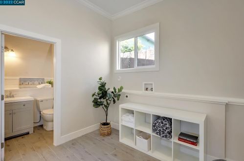 1214 Oregon St, Berkeley CA 94705-1106 exterior