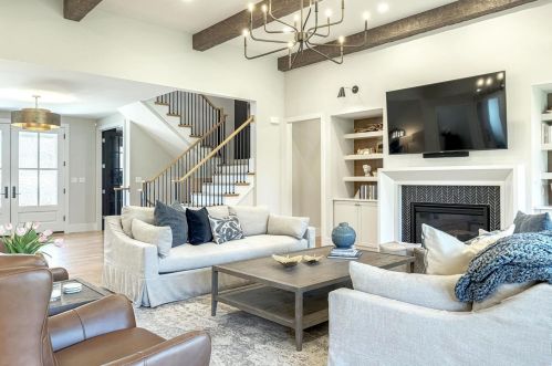 100 Ladue Meadows Ln, Saint Louis MO 63141-7503 exterior