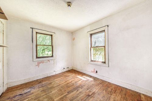 6940 Parmalee Rd, Middlevle MI 49333-9728 exterior