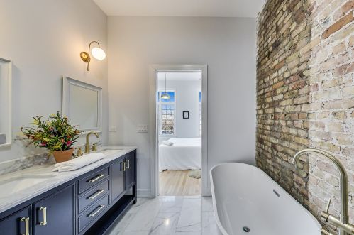 2255 Monroe St, Chicago IL  60612-2936 exterior