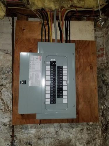 130 Broad St, Woonsocket RI 02895-6363 exterior