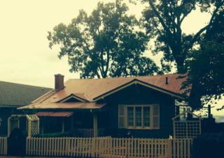 1306 18th Ave, Birmingham, AL 35205-6614