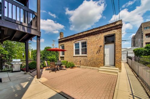 5441 Ashland Ave, Chicago IL  60640-1188 exterior