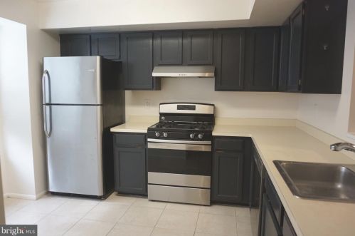 1069 Copperstone Ct, Rockville MD  20852-1144 exterior