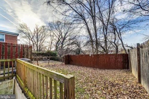 228 56 St, Washington DC 20019-6743 exterior