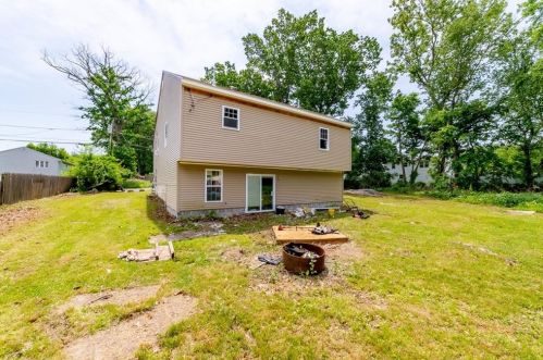 2 Eagle St, Providence RI 02909-1058 exterior