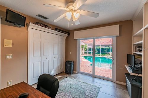 11506 Louvre Pl, Tampa FL 33617-2447 exterior