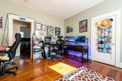 202 Ontario St, Providence RI 02907-1713 exterior