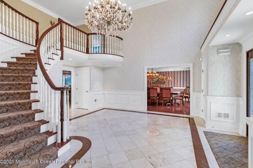 41 Marlpit Pl, Middletown NJ 07748-2028 exterior