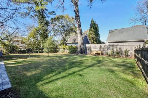 2266 Memorial Dr, Atlanta GA  30317-3160 exterior