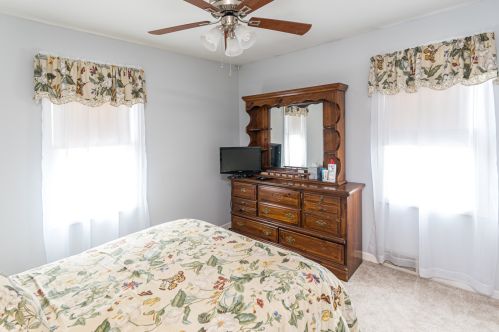 3832 116 St, Chicago IL 60803-6240 exterior